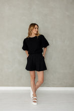 Load image into Gallery viewer, Puff Sleeve Top (black)
